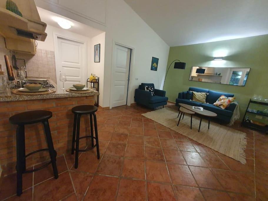 Suite Mirialveda San Pantaleo Exterior foto