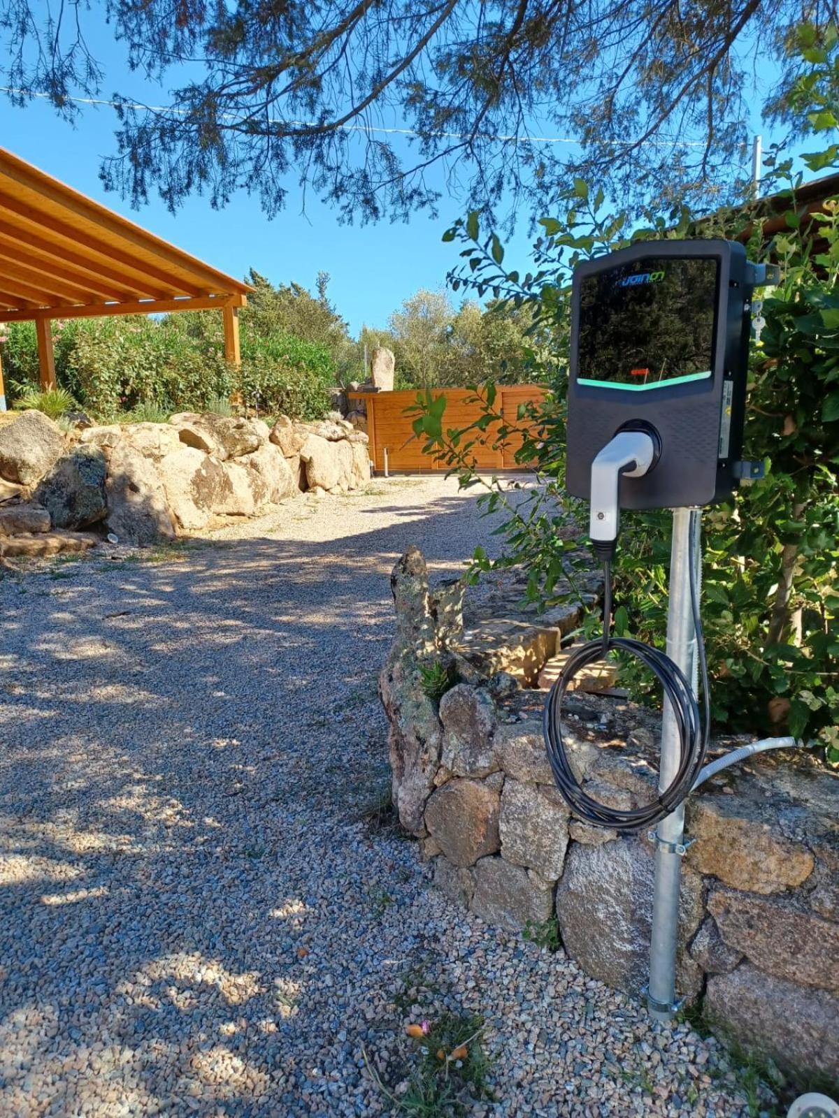 Suite Mirialveda San Pantaleo Exterior foto